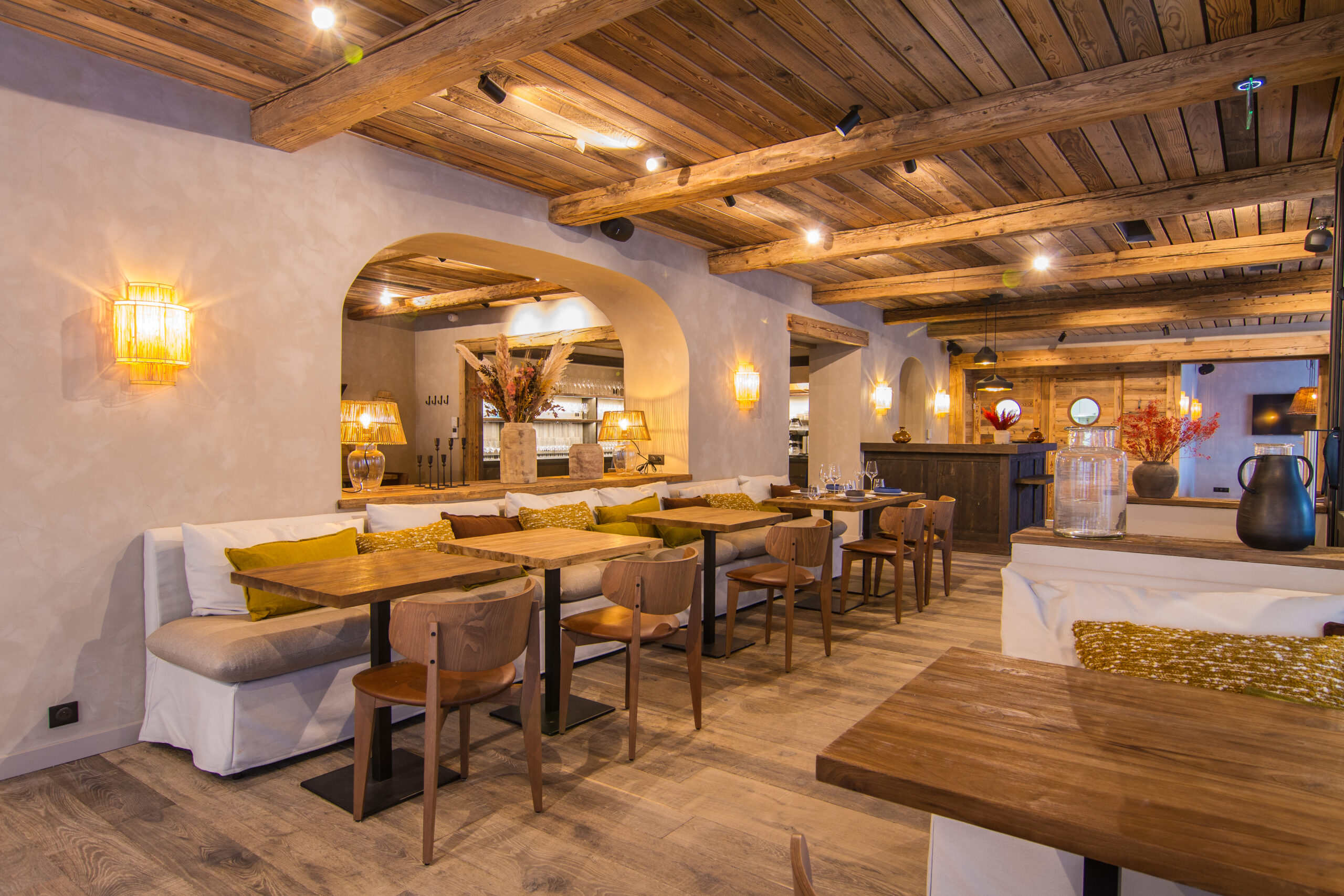 Hôtel La Roche restaurant